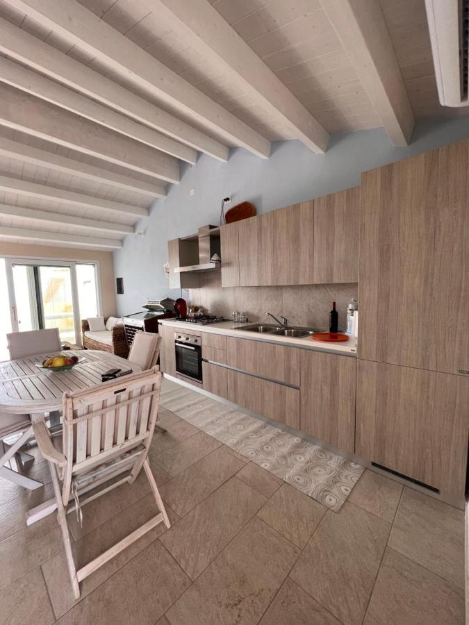 Fronte Mare S'Arena Scoada Apartment Putzu Idu Exterior photo